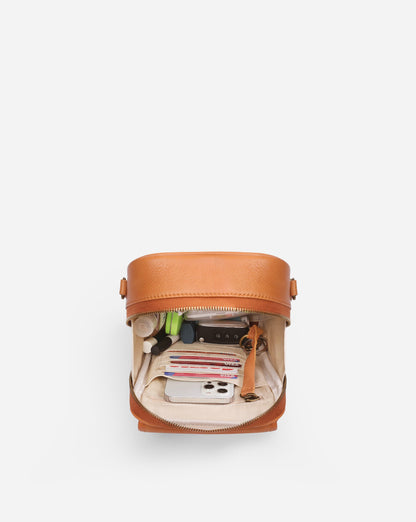 Modiva I Premium Vollleder Umhängetasche mit integriertem Portemonnaie