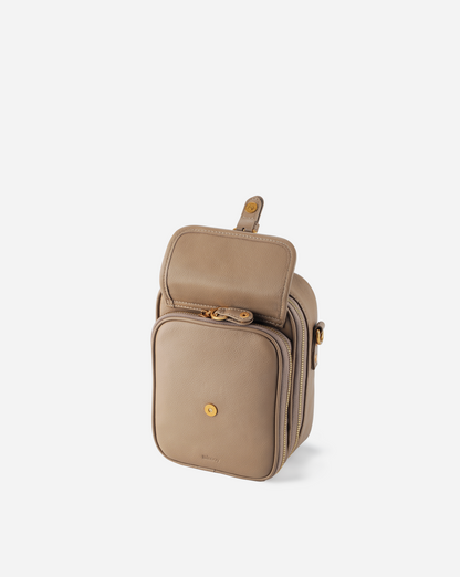 Modiva I Premium Vollleder Umhängetasche mit integriertem Portemonnaie