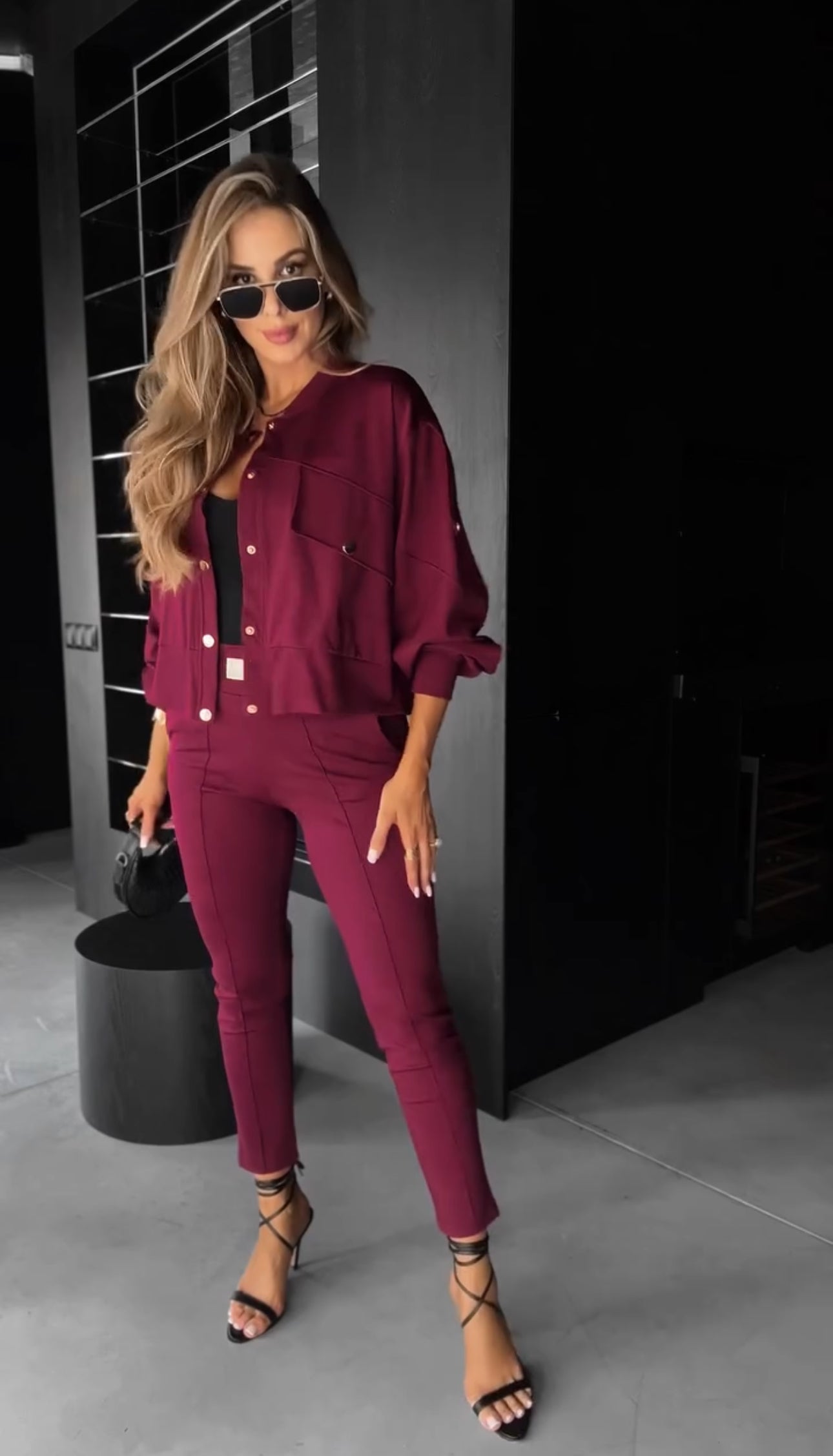 Rebecca Zweiteiler Modern